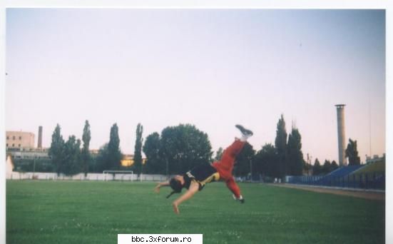 kartier 2005 - vreau sa imi treaca piceorul sa dau iar airtrack - Concursuri