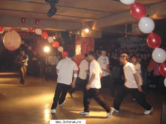super show - alta poza aici faceam cerc - Spectacole